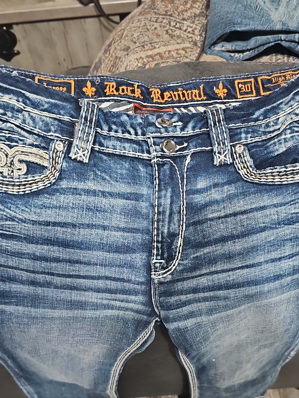 Rock Revival High-Rise Faded Blue Stretch Jeans